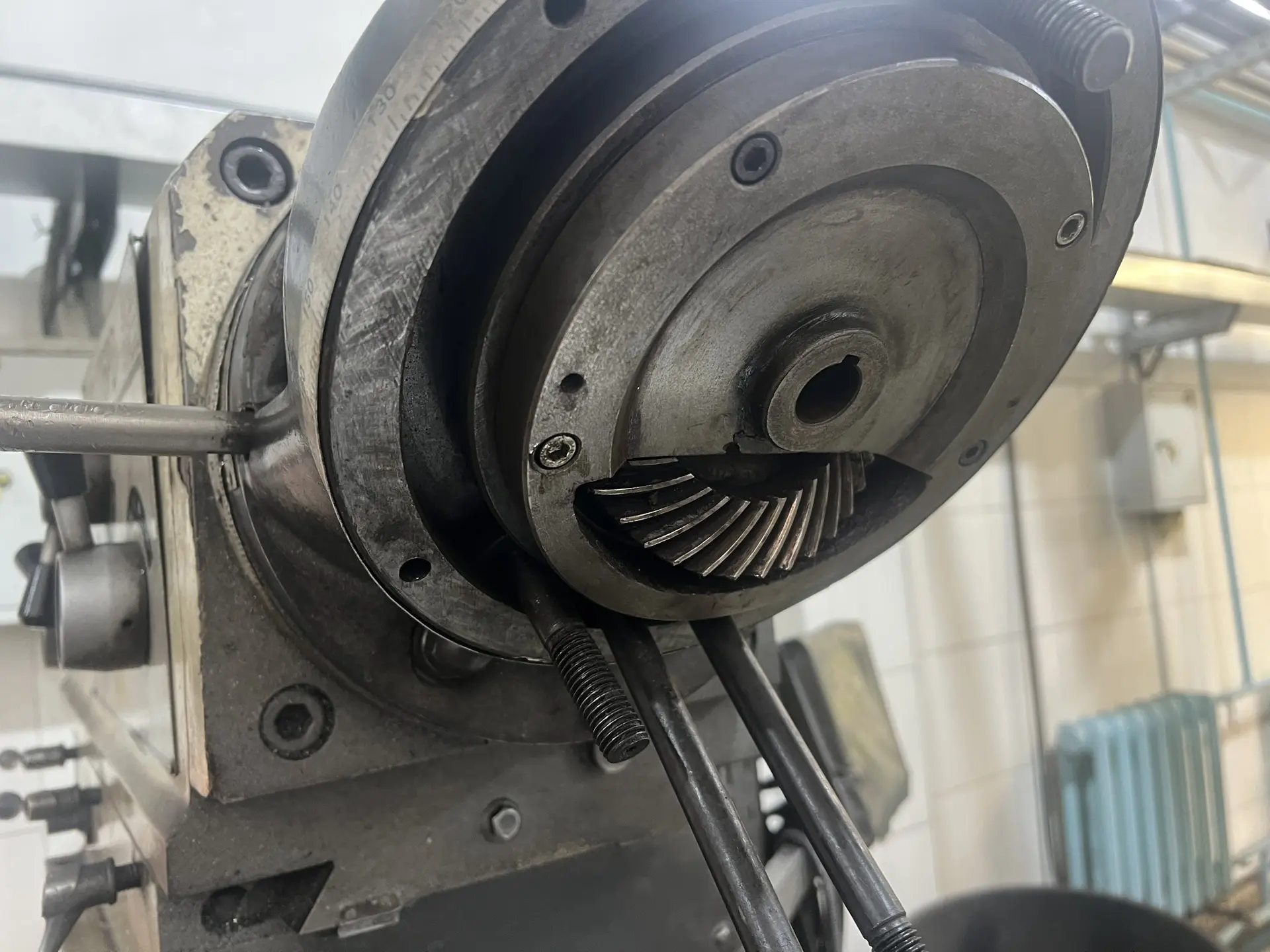 Ремонт фрезерного станка Proma модели FVV-125PD